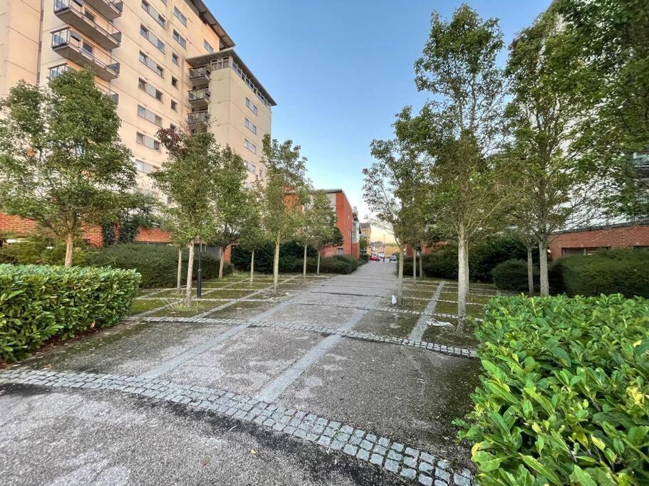 Lovely 2-bed Flat Along The River Thames Apartamento Londres