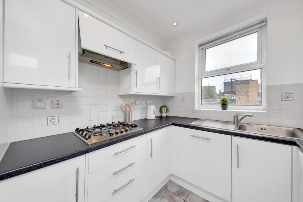 The Bayswater - Excellent Central Location Apartamento