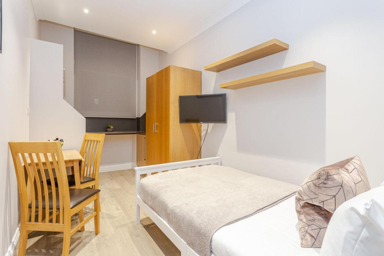Cleveland Residences Russell Square Appartement *