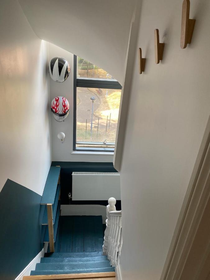 Bright & Beautiful Loft 10mins To Shoreditch London