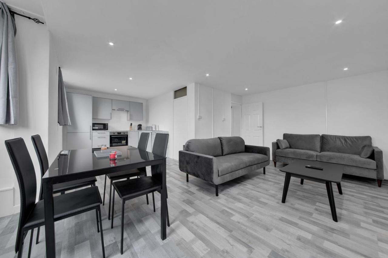 By Rehoboth - Overcomers- Deptford Apartamento Londres