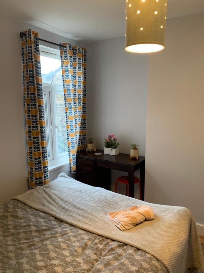 Casa de férias Cosy 6 Bedroom House *
