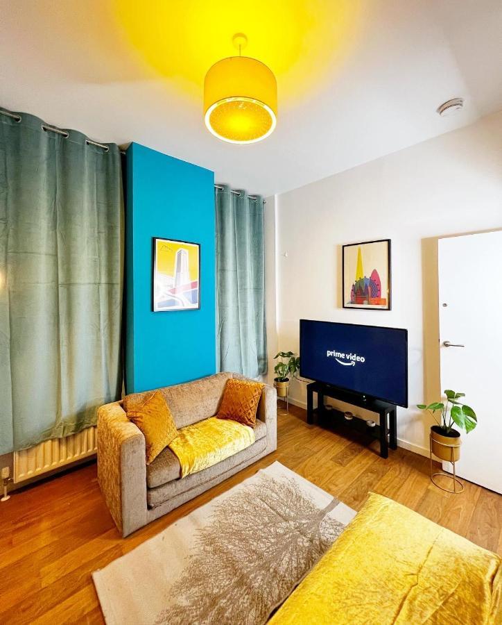Luxury 2 Bed Flat 2 Min From Station Nearby Other 4 Stations *