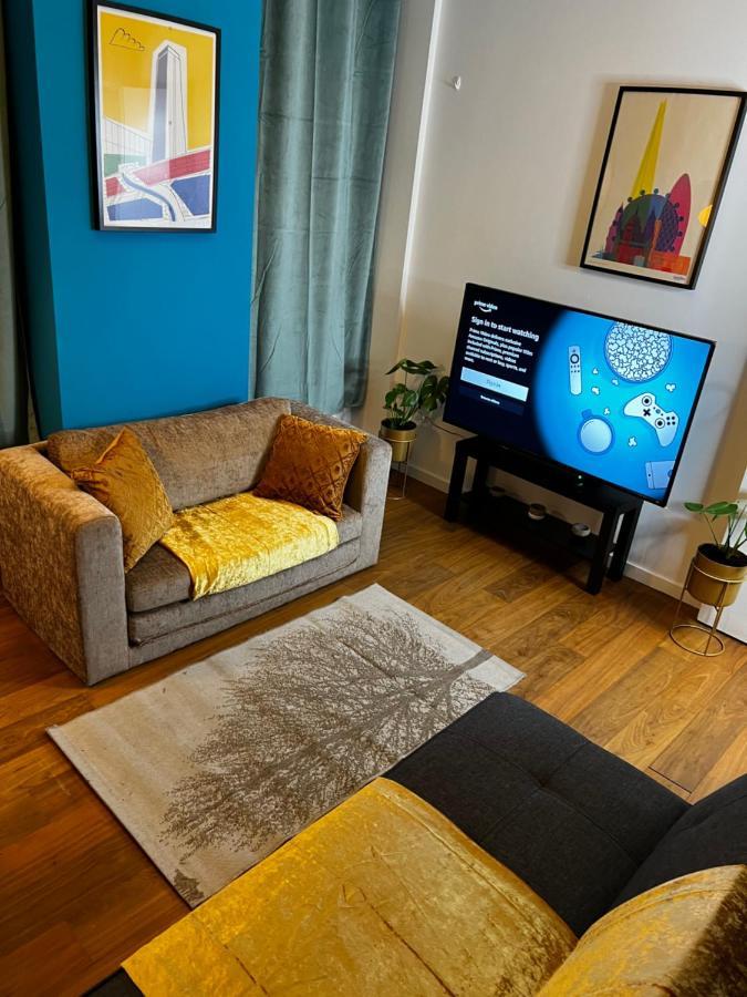 Luxury 2 Bed Flat 2 Min From Station Nearby Other 4 Stations Apartment *