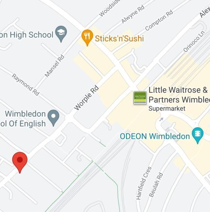 80s Retro 3 Bedroom In Wimbledon Sleeps 6! Netflix Wifi And Arcade! Perfect For Families Business & Leisure Guests! Appartement