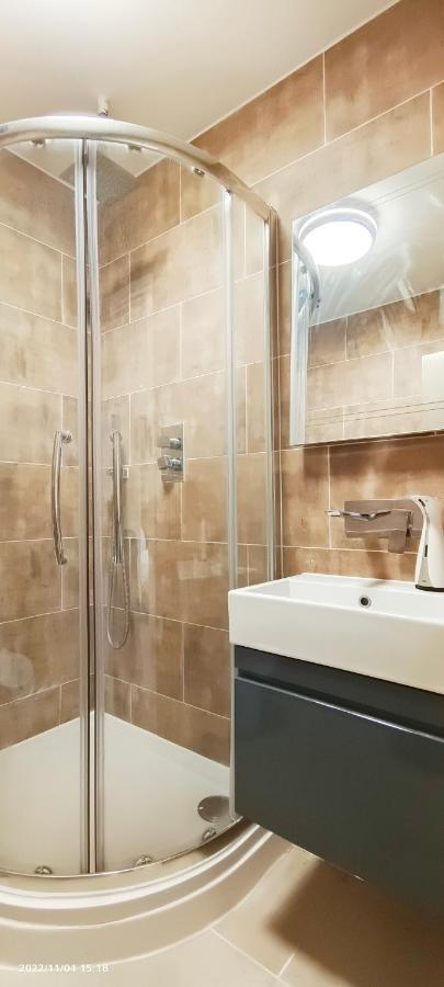 First Floor Flat 1 Northwood Appartement *