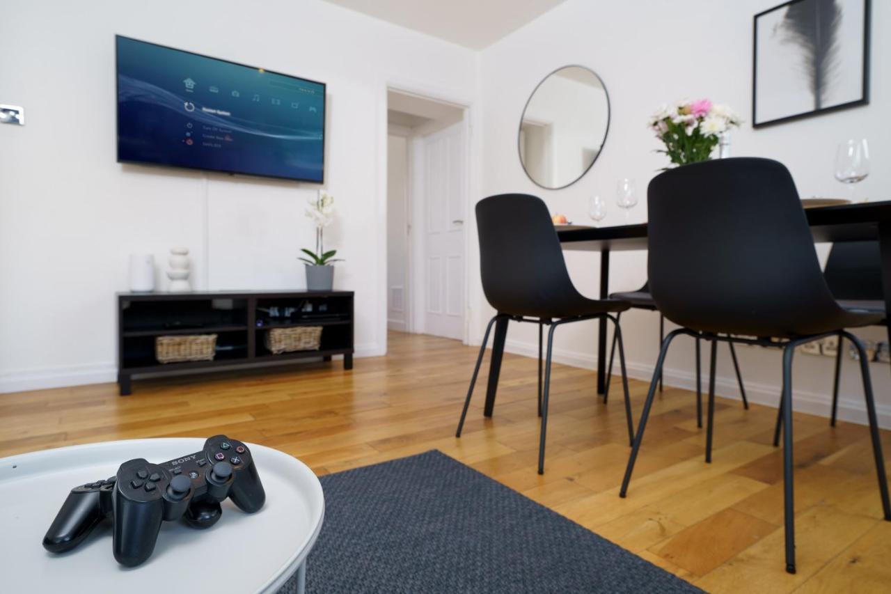 Location Oxford Str, Soho 2 Bedr, 3 Beds, 2 Bath * Londres
