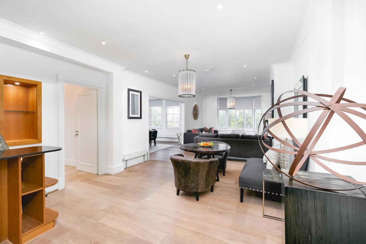 Appartement ' Luxury & Spacious Airconditioned 4 Bed 4 Bath ' Londres