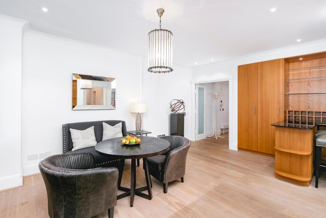 Appartement ' Luxury & Spacious Airconditioned 4 Bed 4 Bath ' Londres