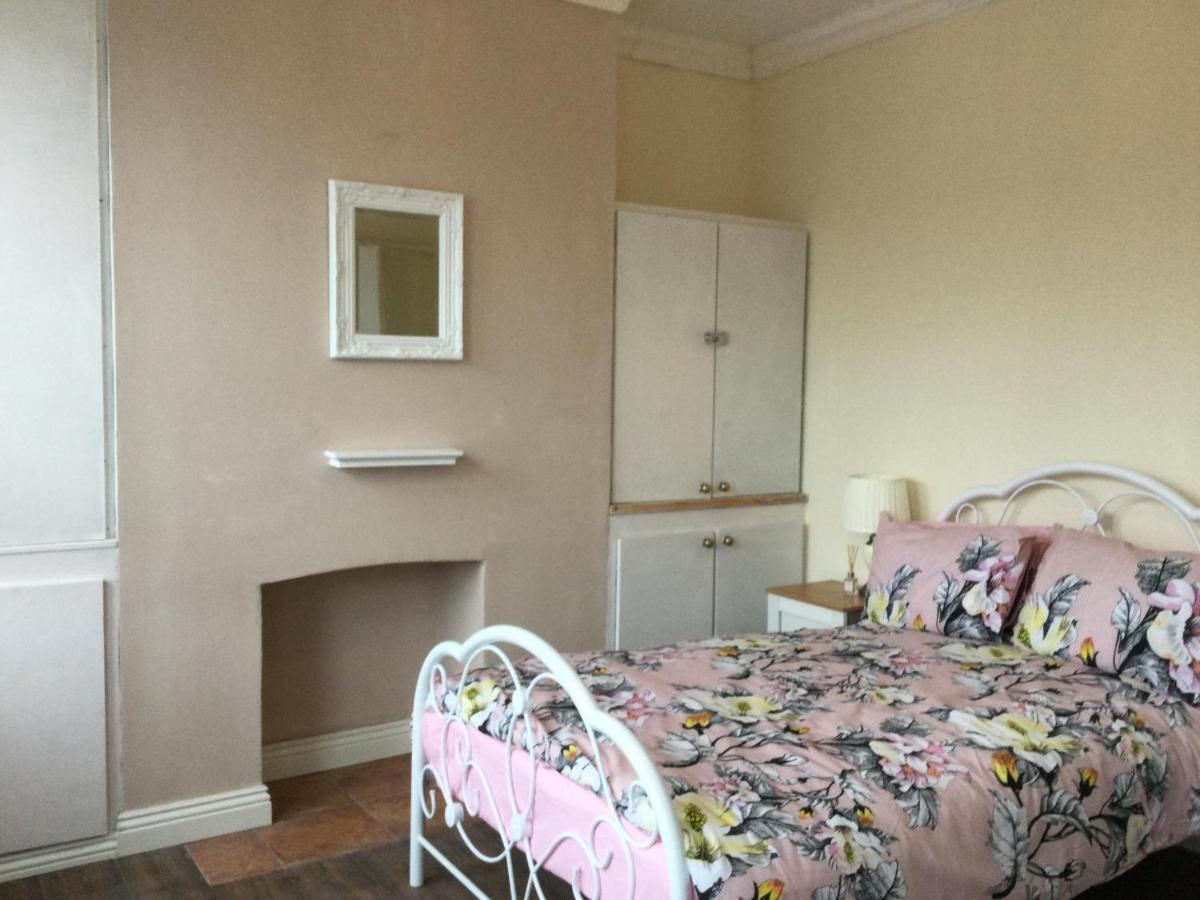 Tdm Bachelot Lettings Ltd 3* London