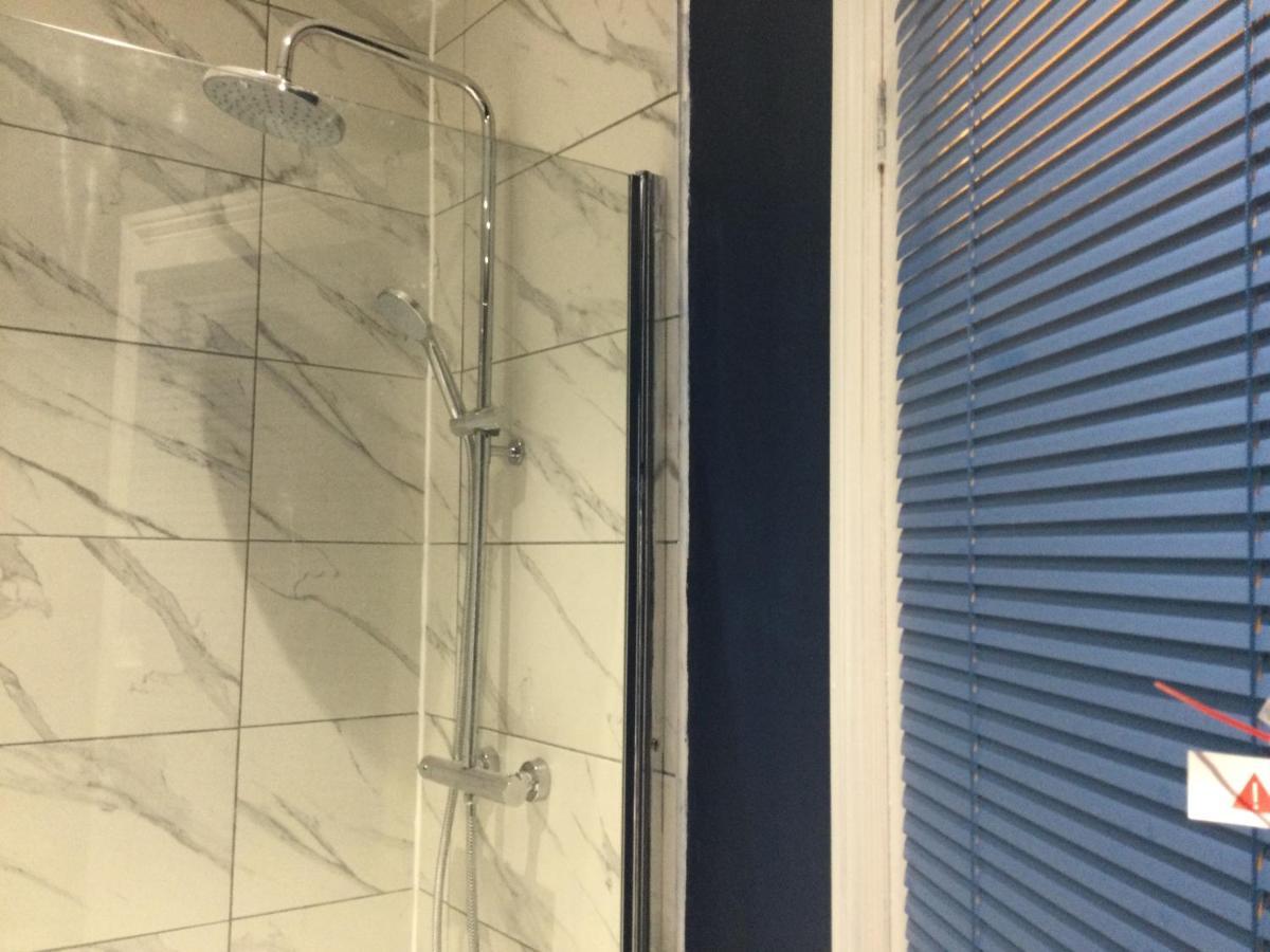Gasthof Tdm Bachelot Lettings Ltd London
