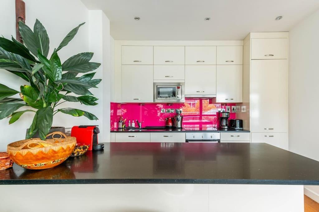 Luxurious Flat Sunny, Quiet, Design, Lift, Balcony Apartment