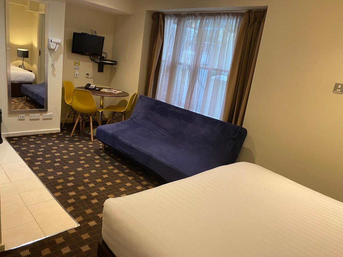 Grand Plaza Con Servicio Apartahotel 4*
