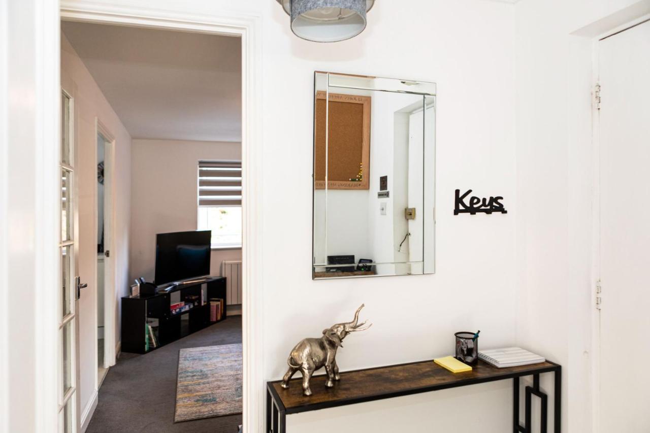 Pass The Keys - Modern Flat In South Appartement *
