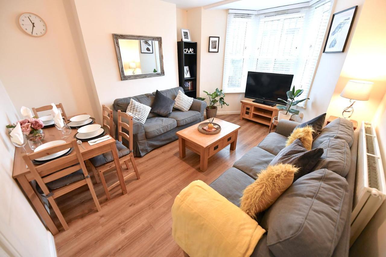 Kingsley Tower Bridge Apartment