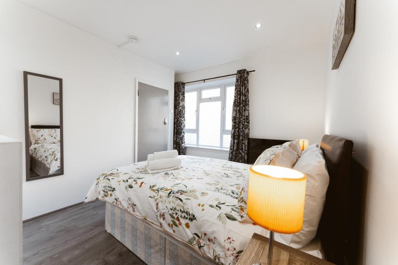 Stepney Beds To 24 Gasthof London