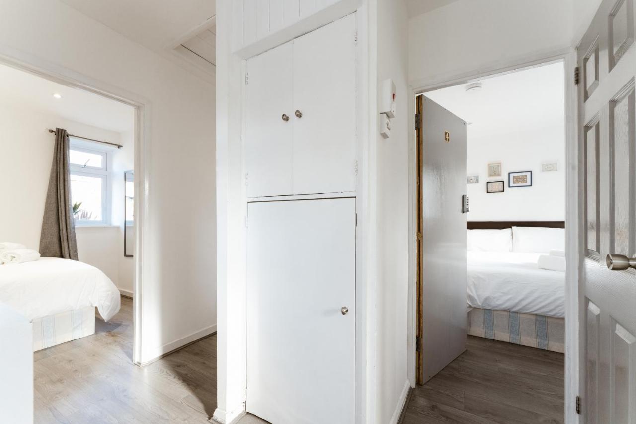 Gasthof Stepney Beds To 24
