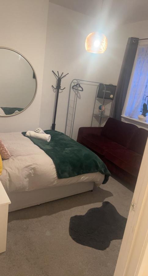 Spacious Double In Prime Location Quarto em Acomodações Particulares Londres