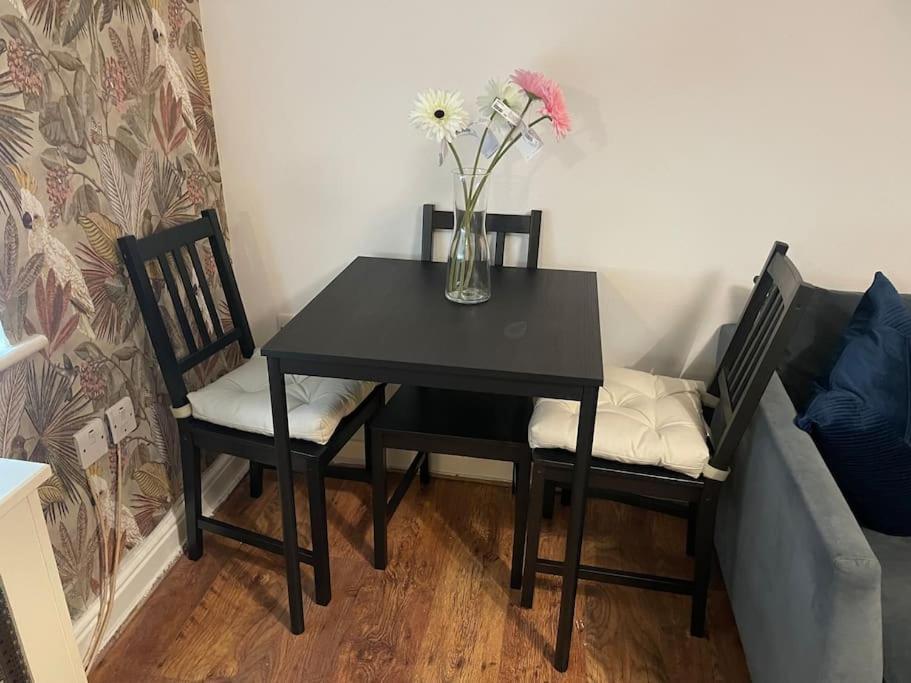 Apartamento Flamingo Woolwich Free Parking And Wi-fi