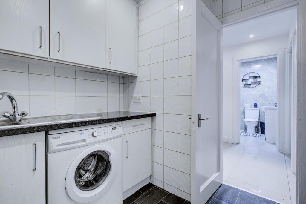 Hyde Park 2 Bedroom