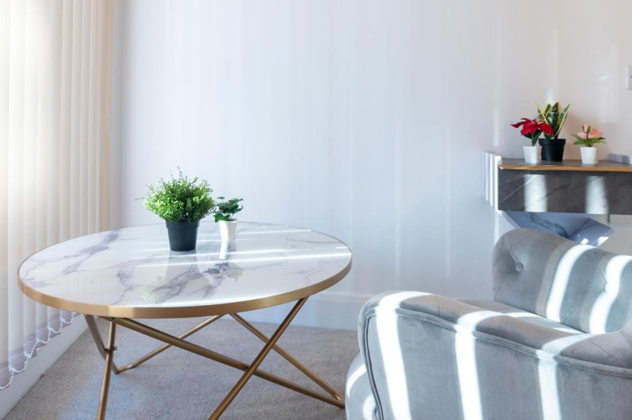 Luxury 2 Bedrooms - 2 Bathrooms - F5 Apartamento