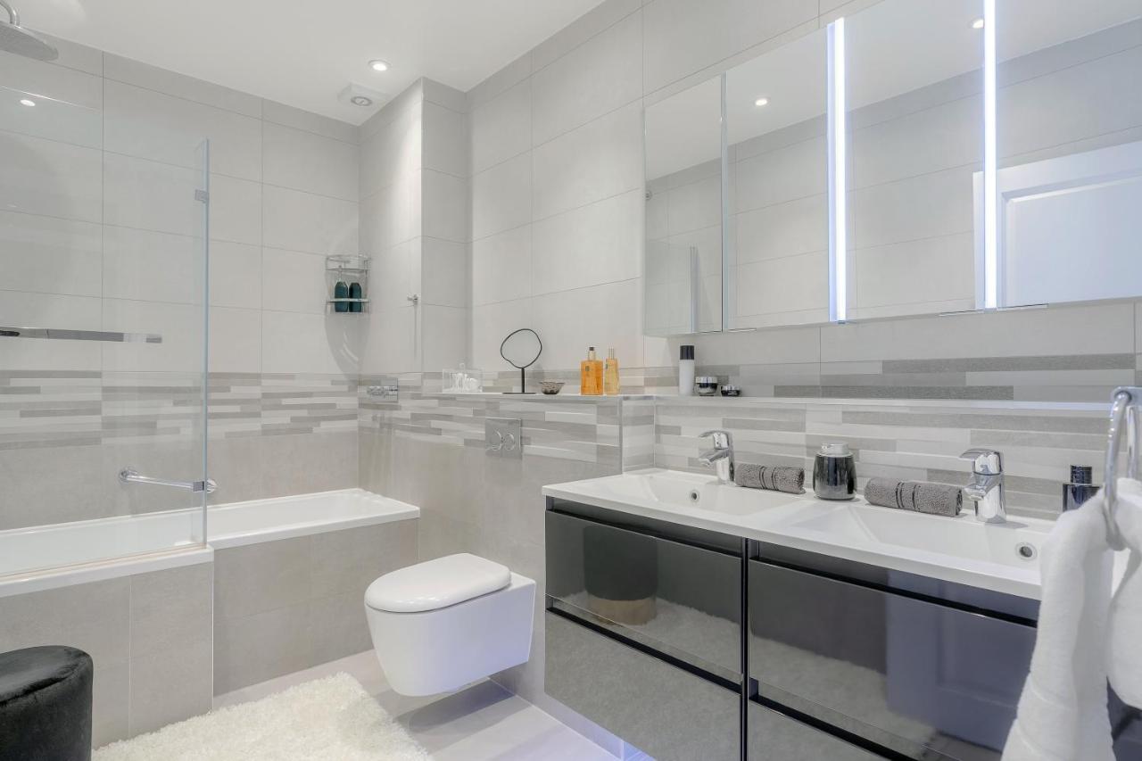 Notting Hill & Hyde Park Exclusive West-end Serene Designer Family 5bed4bath * London