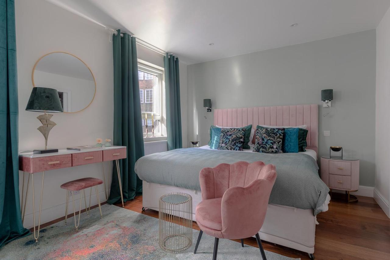 Notting Hill & Hyde Park Exclusive West-end Serene Designer Family 5bed4bath Apartment London