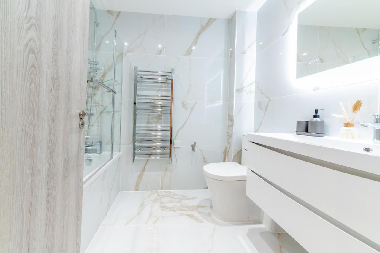 Luxury 2 Bedrooms - 2 Bathrooms - F5 Apartamento *