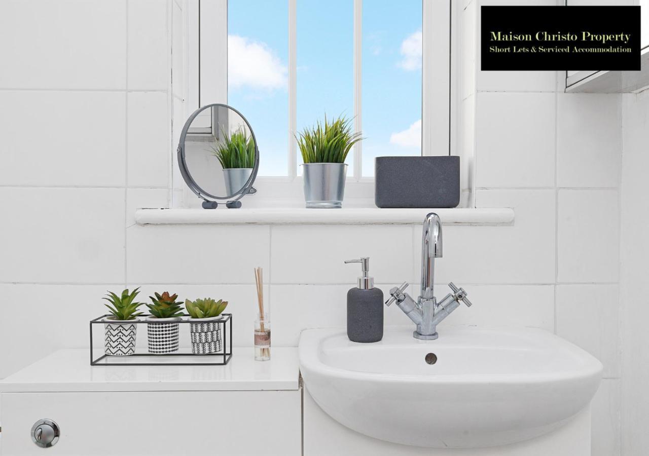 Apartment Kirkwall Apartment: Cozy 1-bedroom With Wi-fi By Maison Christo *