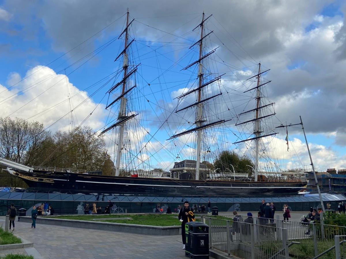 Apartment 2-bedroom Flat In Cutty-sark, Greenwich ! London