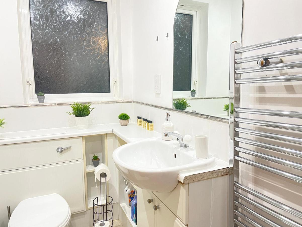 Canary Wharf O2 Excel Flat With Parking & Balcony Apartamento