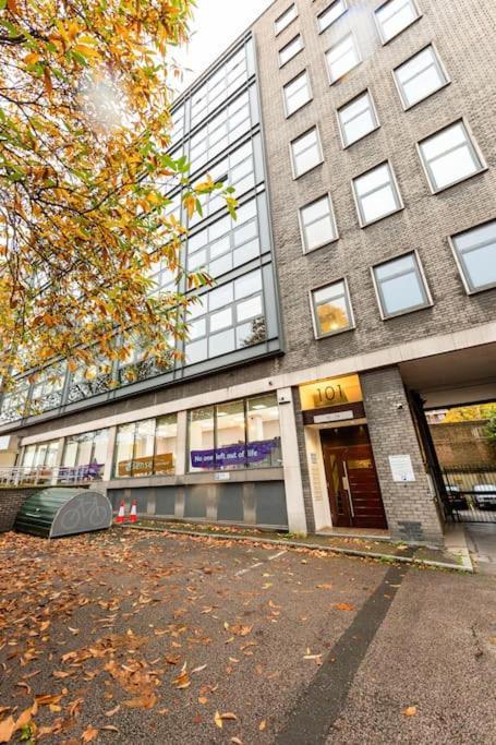 Luxurious Flat Sunny, Quiet, Design, Lift, Balcony Apartment *