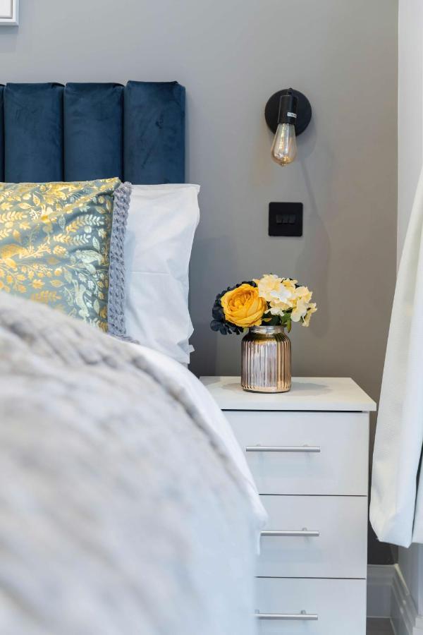 Stunning 3 Bed 3 Bath Townhouse Apartamento *