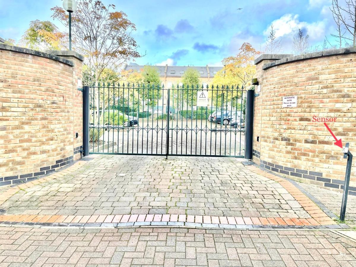 Verwood Entire With Free Gated Parking On The Island Apartamento