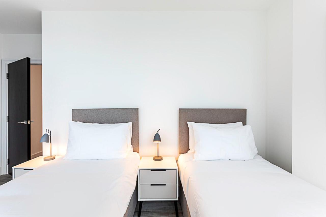 Icon Tower Flat I North Acton Appartement *