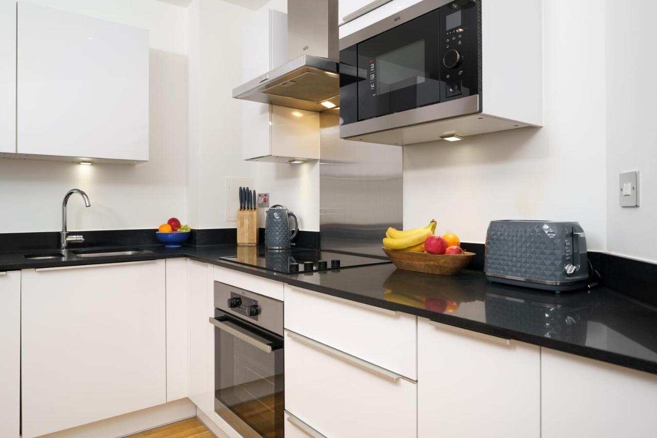 1 Bed Flat Near Canary Wharf, O2 Apartamento Londres