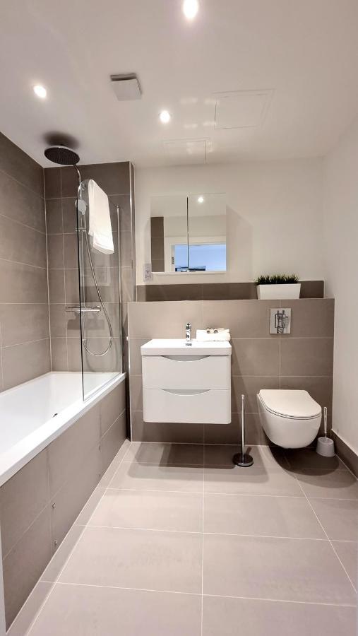 Roomspace Serviced - Kew Bridge Court Appartement Londres