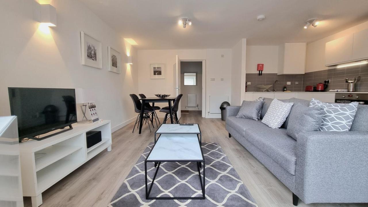 Appartement Roomspace Serviced - Kew Bridge Court *