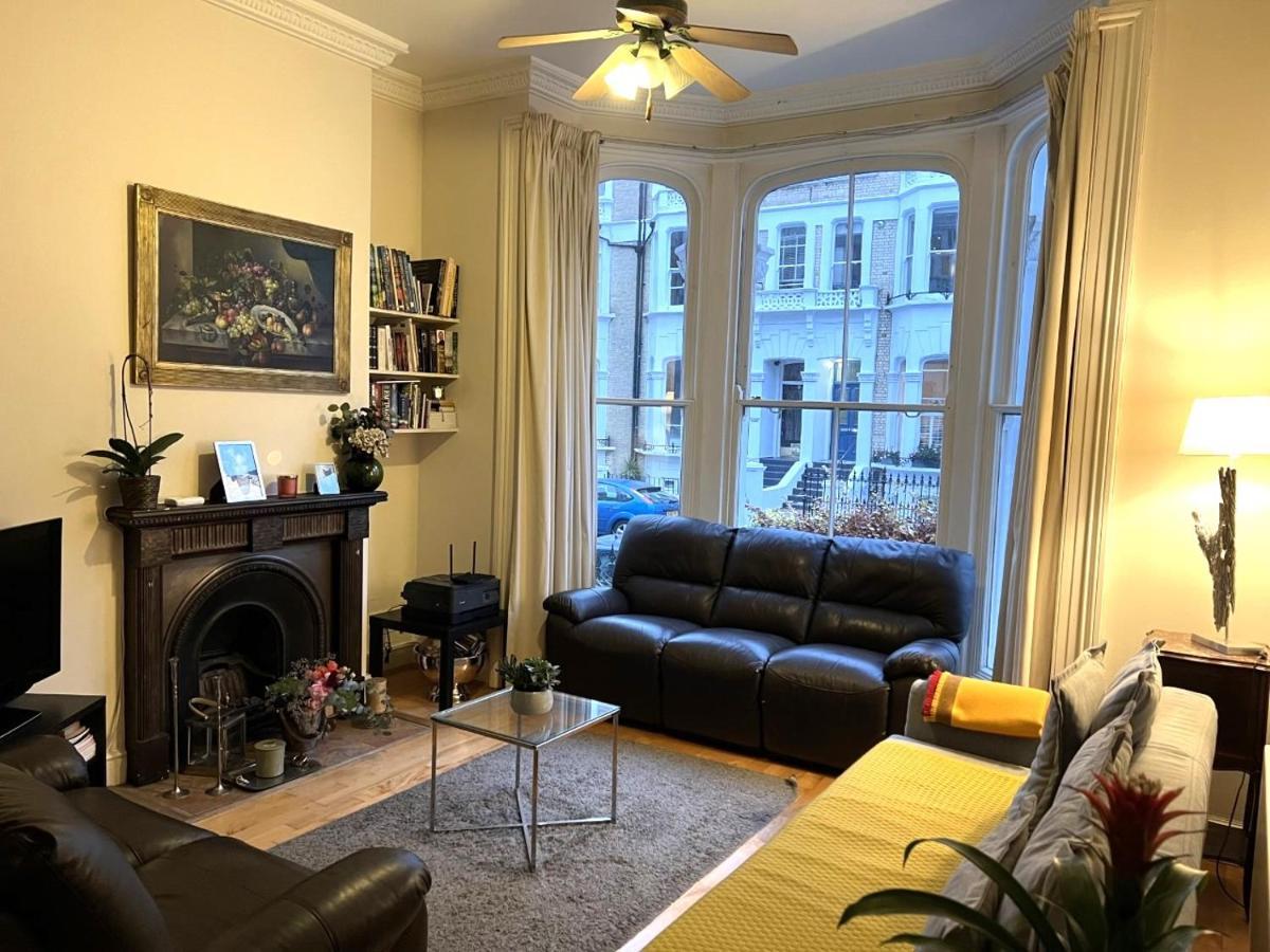 Quarto em Acomodações Particulares Double Bedroom With En-suite Bathroom In Chelsea - - Share Londres
