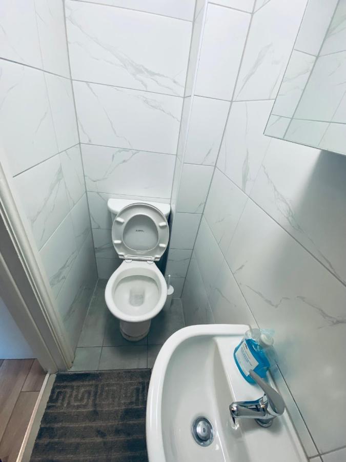 Lovely Studio Flat In The Heart Of Apartamento Londres