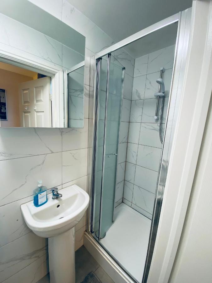 Lovely Studio Flat In The Heart Of Apartamento Londres