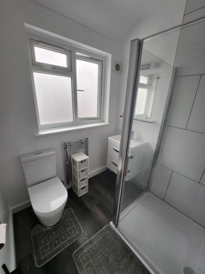 Farm stay Guest London