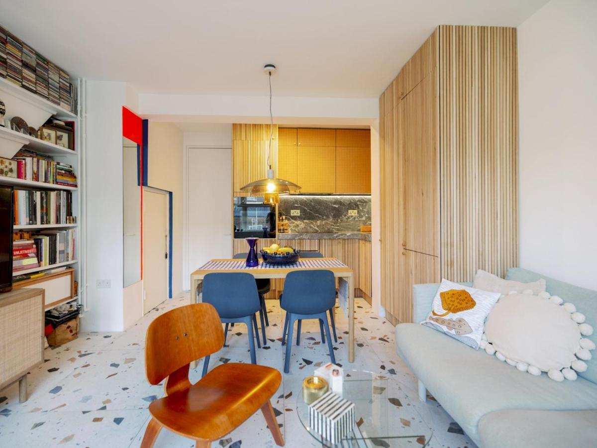 Pass The Keys Designer In The Heart Of Euston * London