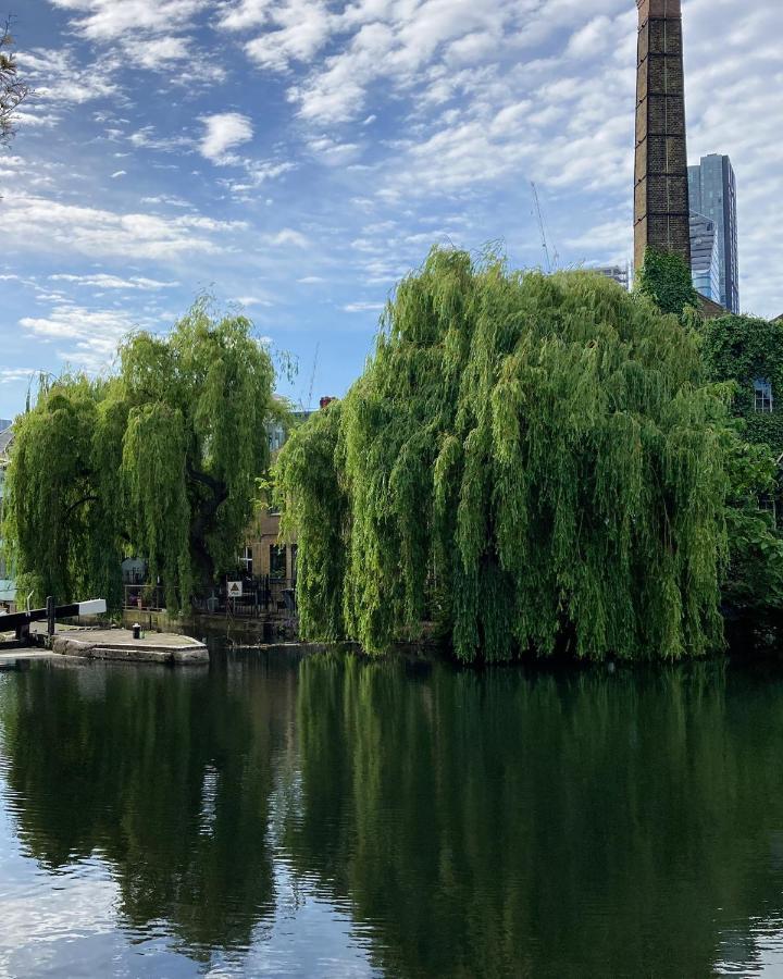 Canal View 1 Bed In Zone 1 *