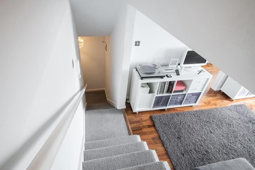 Apartment Platform 9 3/4 By Condokeeper *