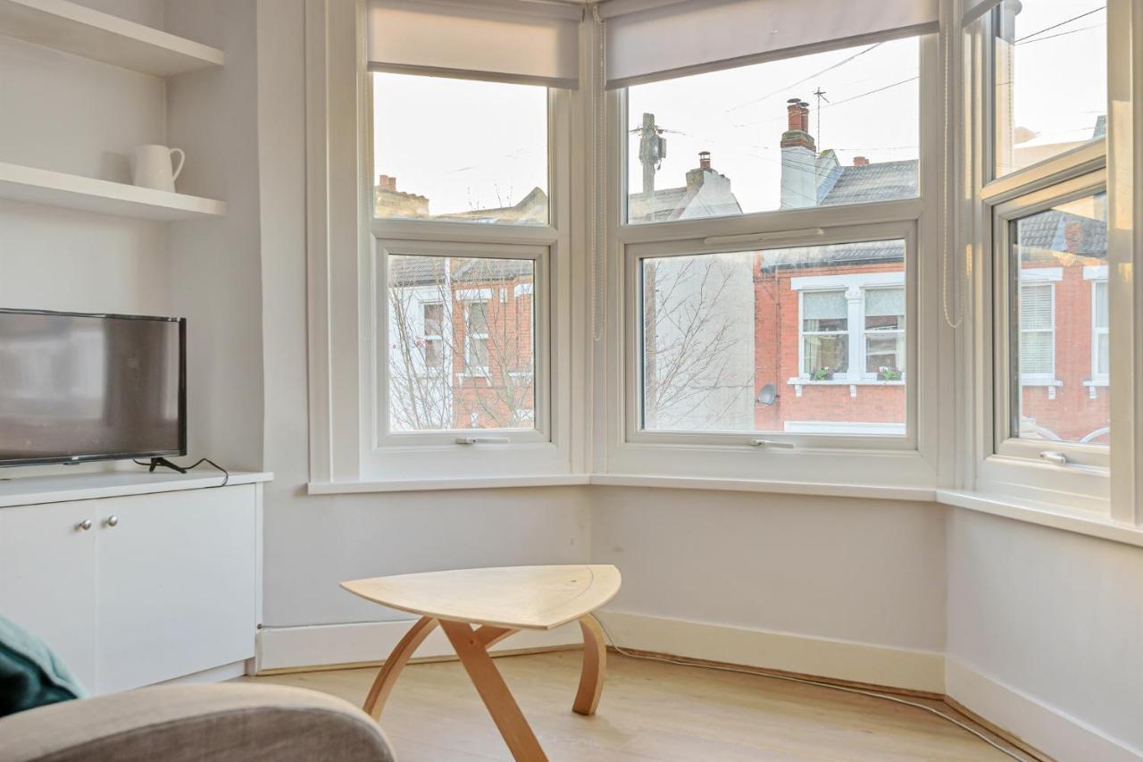Apartamento Homely 1-bed In Vibrant Zone 3 Londres