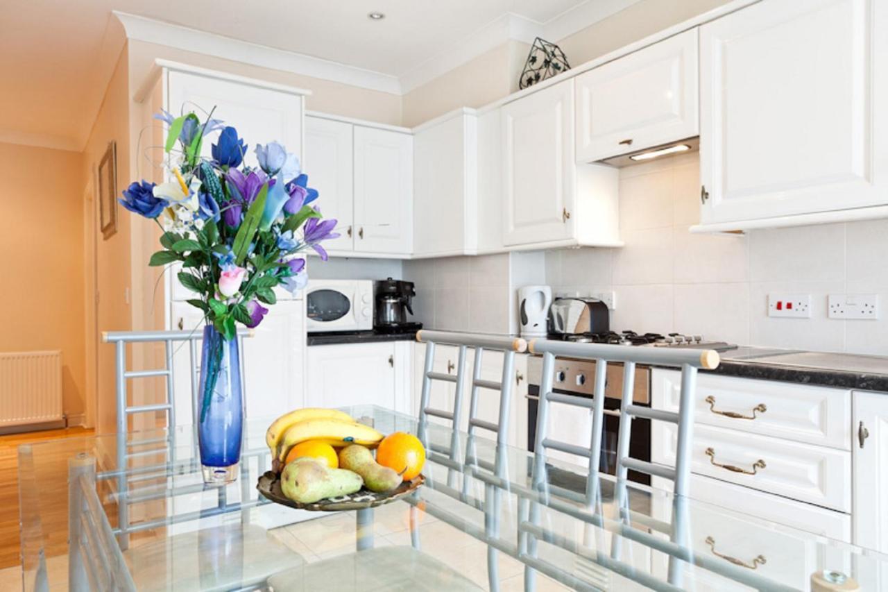 Convenient Centre And Tottenham Stadium * Londen