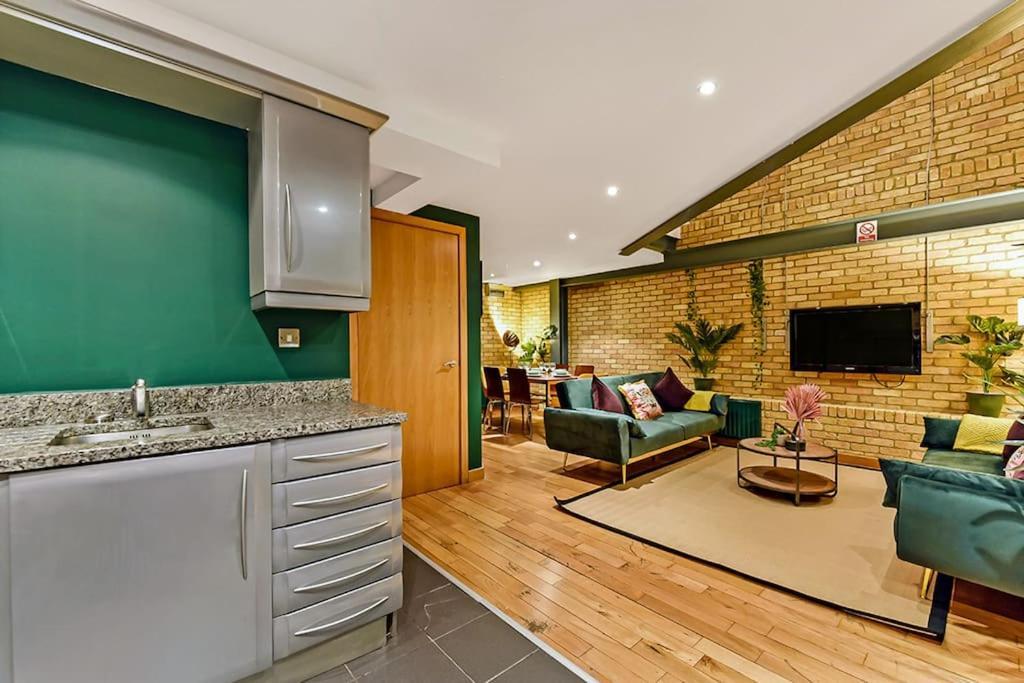 Appartement Spacious 2 Bed Urban Jungle Flat,