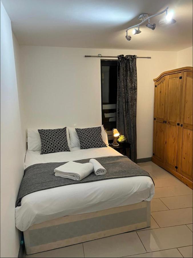 Apartamento New Build 5 Bedroom In Hackney. Central Londres
