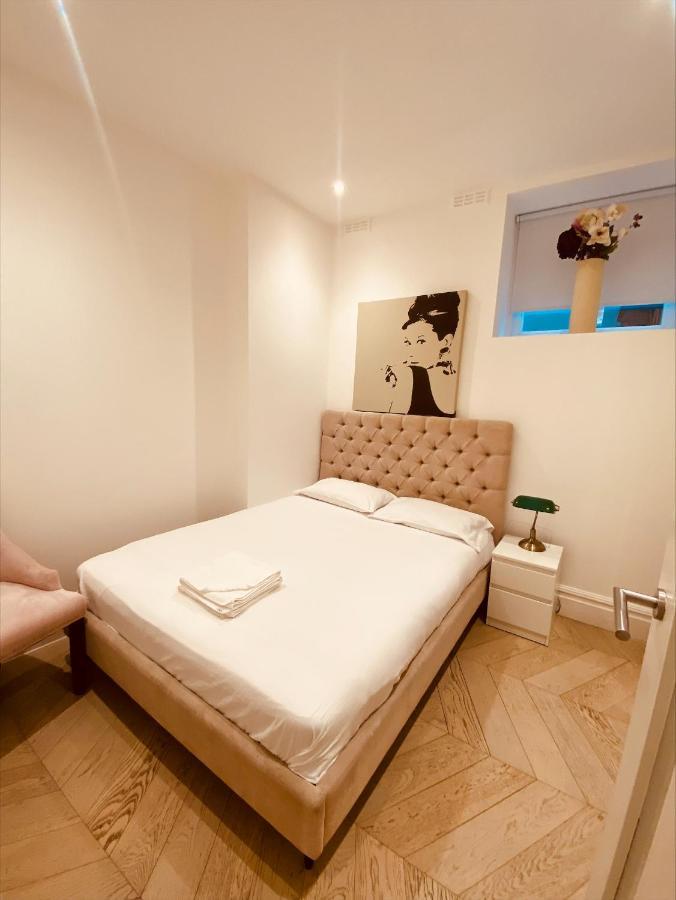 Kensington Garden - 2 Bedrooms Londres